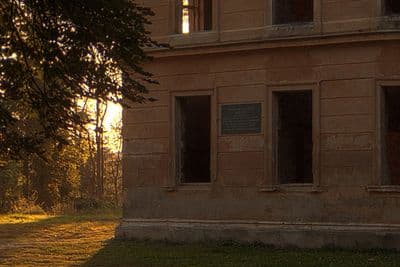 HDR 009 Ruin 2 - Gallery 3