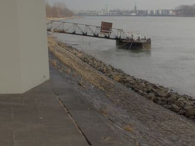HDR 109 River Columns - Gallery 4